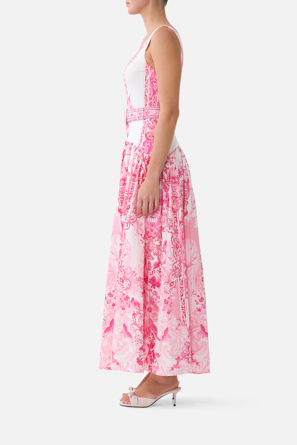 The CAMILLA SILK CHIFFON SHRUG CERAMIC PANORAMIC in our  print.