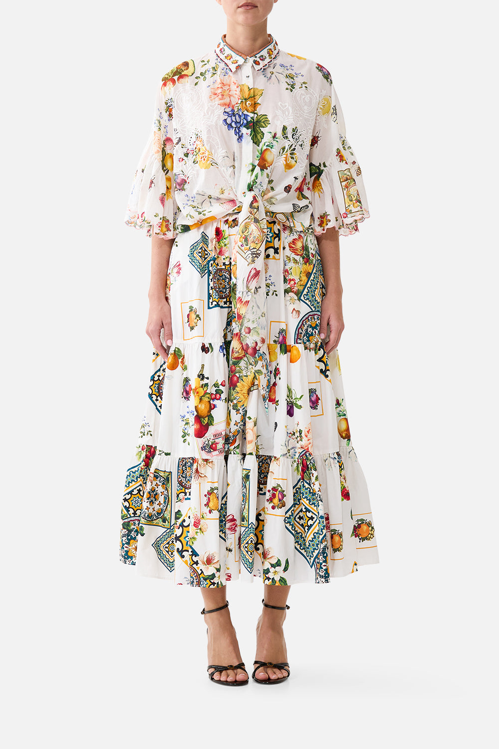 The CAMILLA NORTH SOUTH TOTE MAGIC OF THE MERCADO in our MAGIC OF THE MERCADO print.