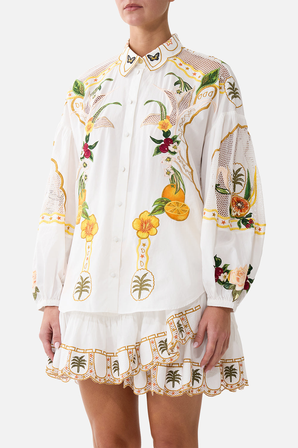 The CAMILLA MID LENGTH BOARDSHORT WITH ELASTIC WAIST THE POTTERY PARLOUR in our  print.
