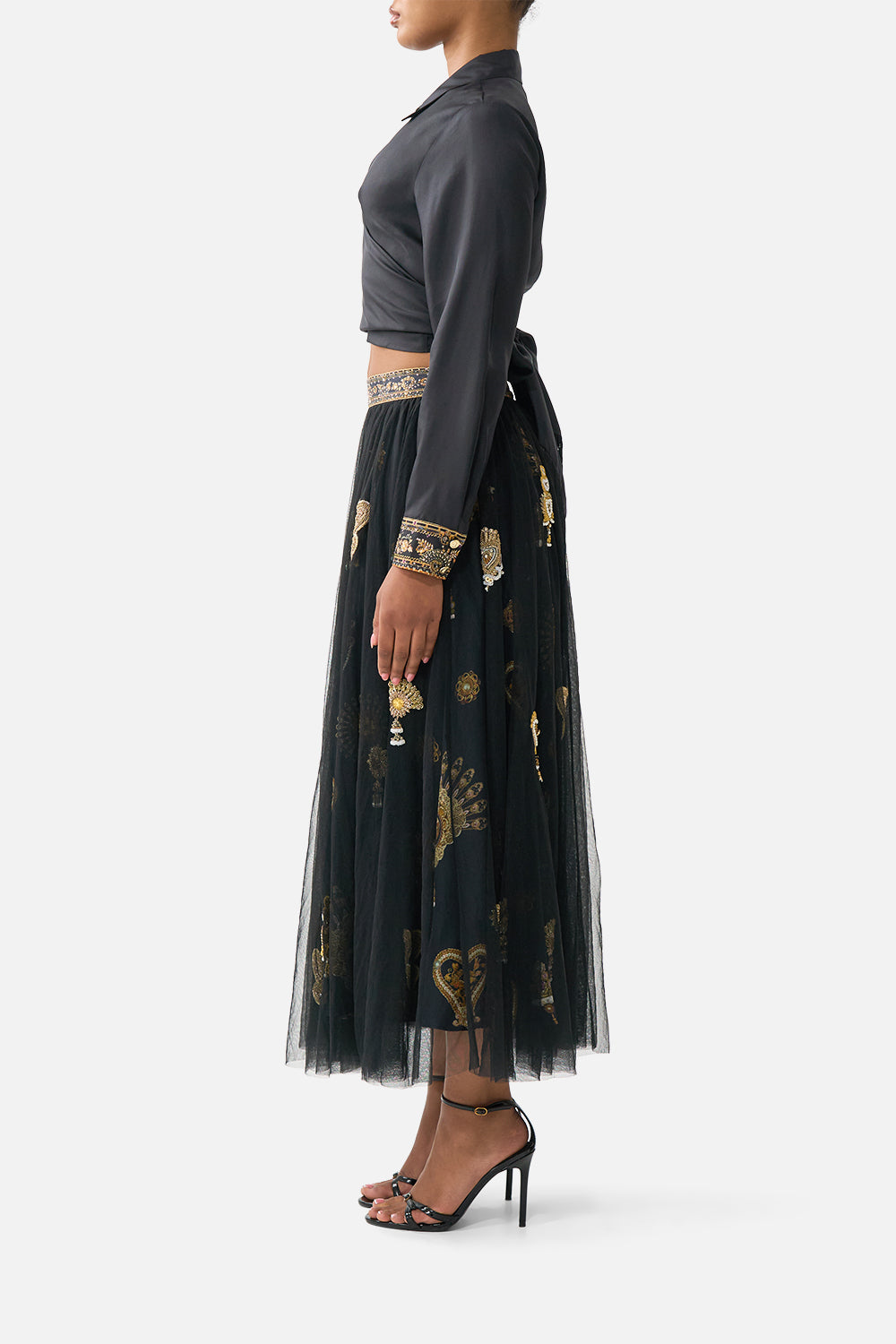 The CAMILLA RUFFLE HEM WRAP SKIRT VA VA VINTAGE in our  print.