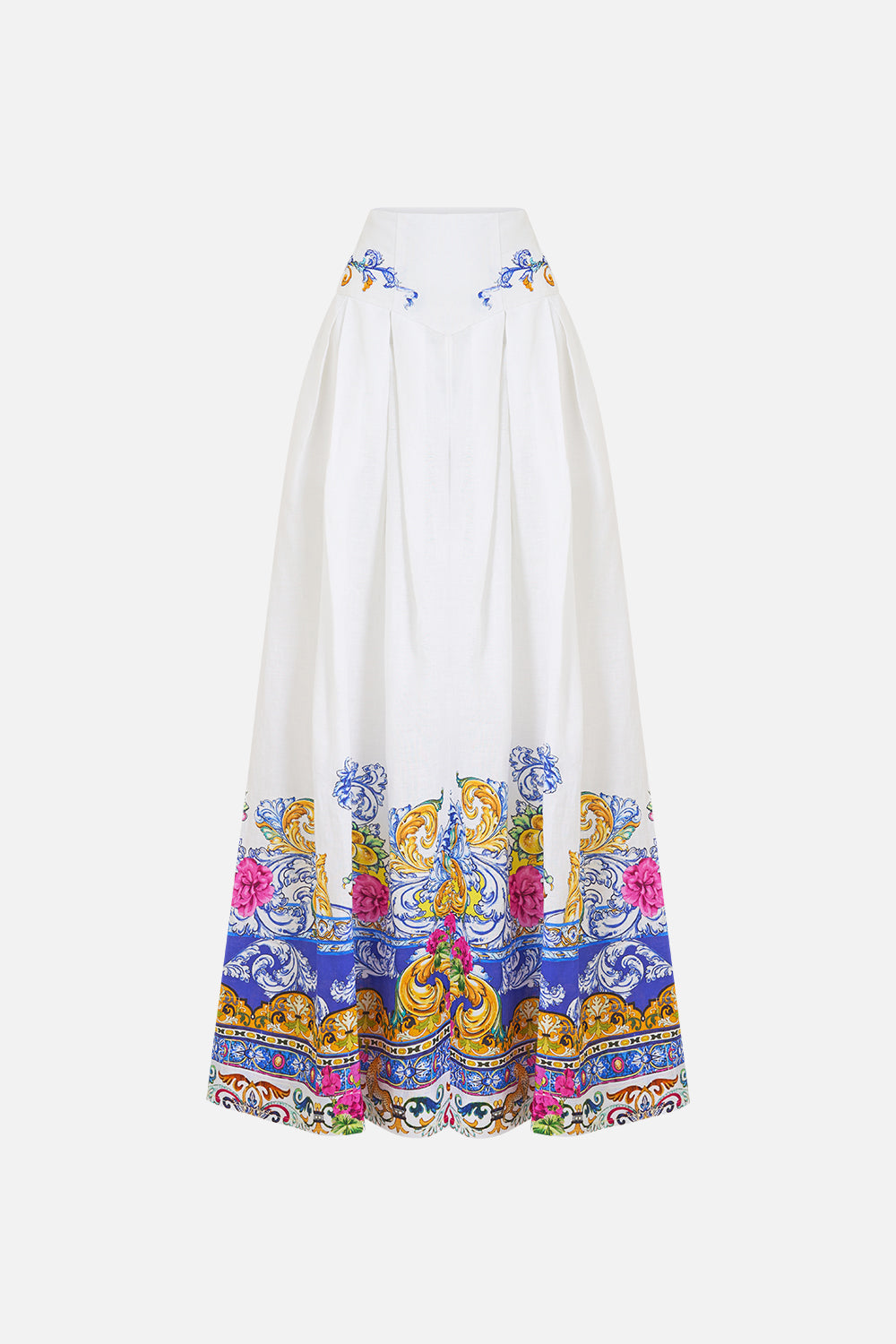 The CAMILLA ROUND NECK KAFTAN CAMEOS DANCE in our  print.