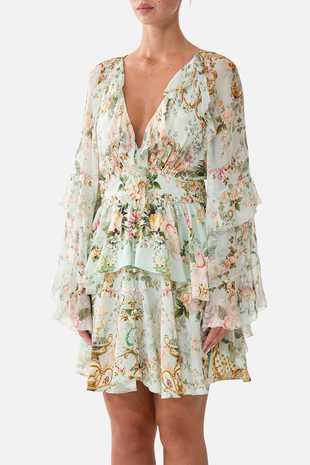 ROBE COURTE À TAILLE BASSE AVEC MANCHES À VOLANTS IMPRIMÉ FLEURS SAUVAGES