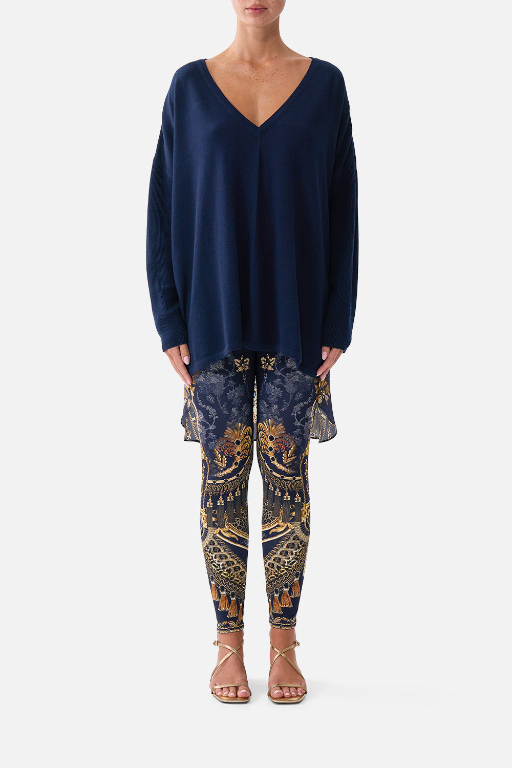PULL COL V AVEC DOS EN SOIE À IMPRIMÉ BAROQUE
