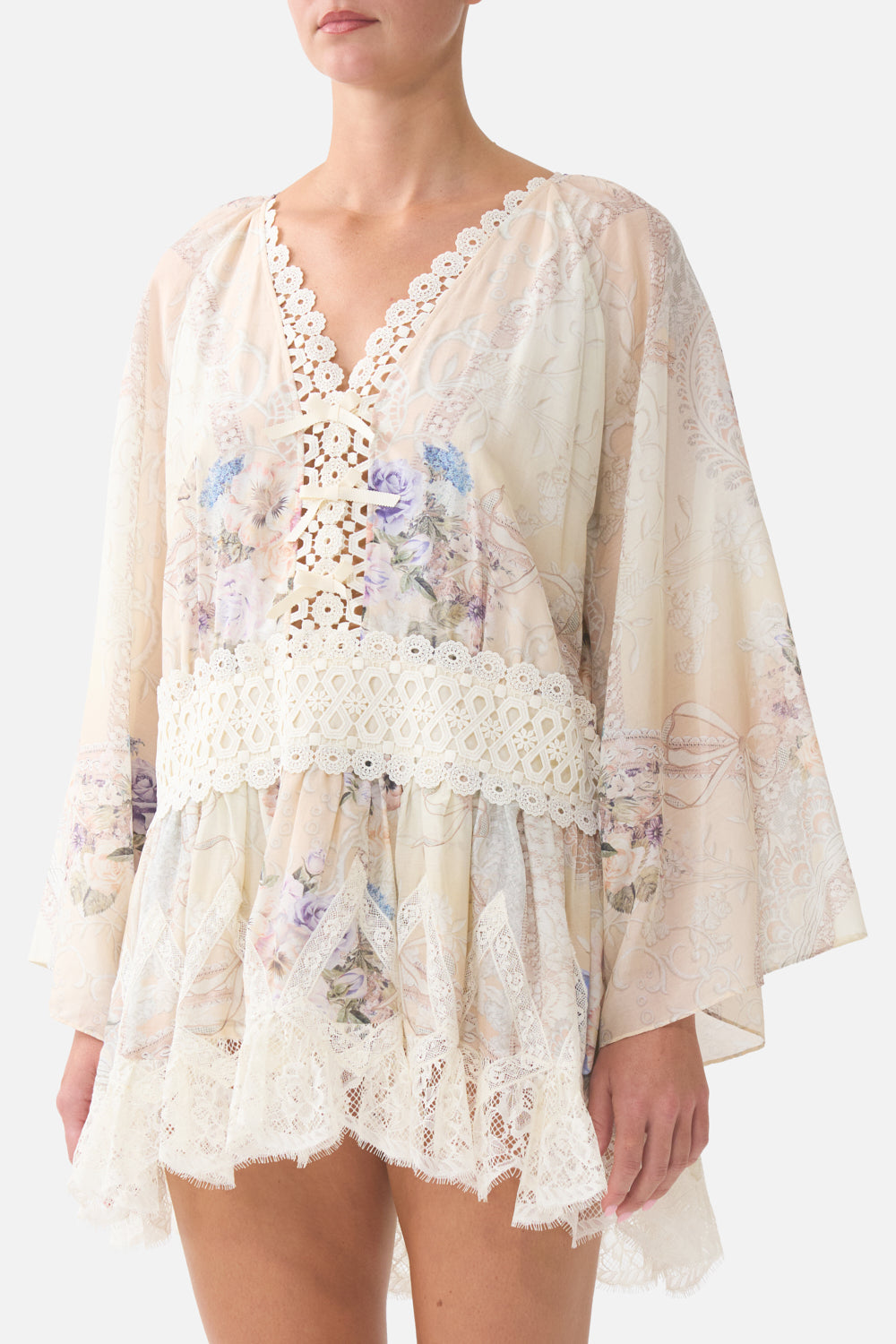 RELAXED SHORT DRESS WITH DROPPED WAIST LACED WITH LOVE