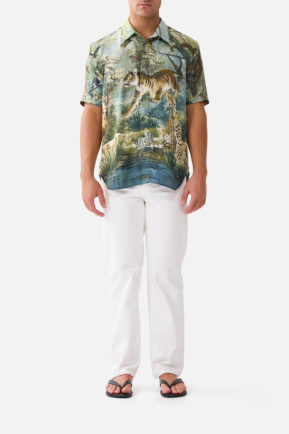 The CAMILLA SHORT SLEEVE OVERSIZED SHIRT ANIMALS IN THE PALACEANIMALS IN THE PALACE
