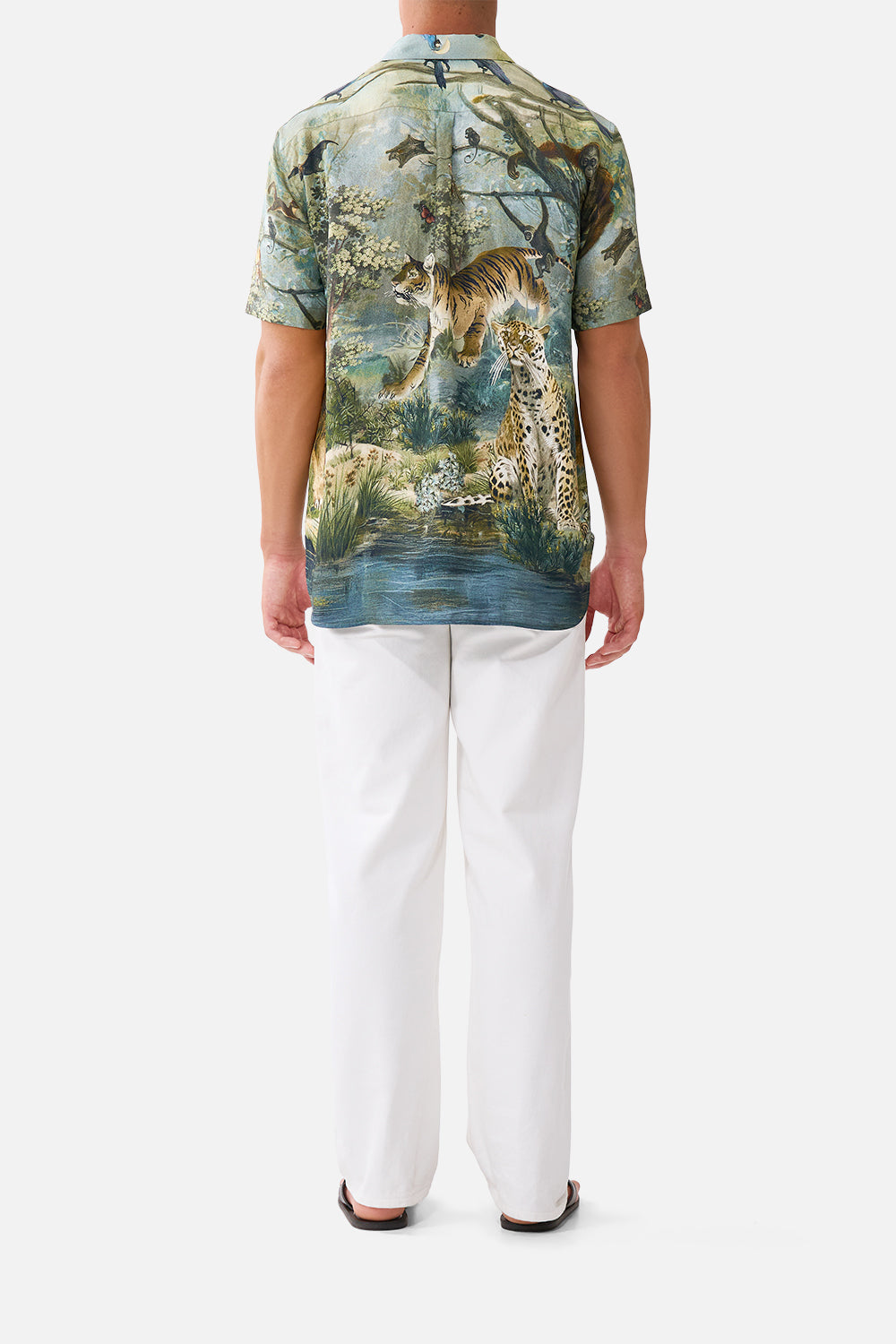 The CAMILLA SHORT SLEEVE OVERSIZED SHIRT ANIMALS IN THE PALACE