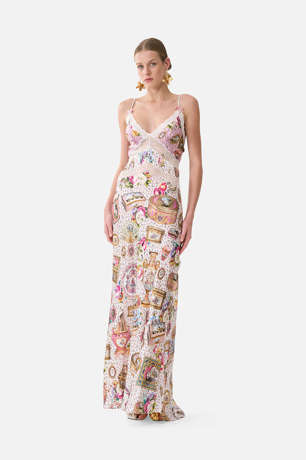 The CAMILLA BUTTON SHIRT WITH FRILL DETAIL WILDFLOWER WUNDERLAND in our  print.