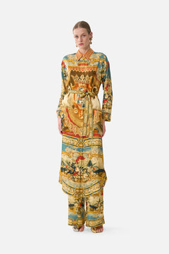 The CAMILLA Shirt Dress With Back Button Detail in our Lifeís Rich Tapestry print.
