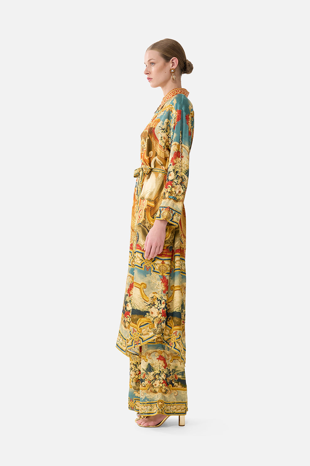 The CAMILLA Shirt Dress With Back Button Detail in our Lifeís Rich Tapestry print.