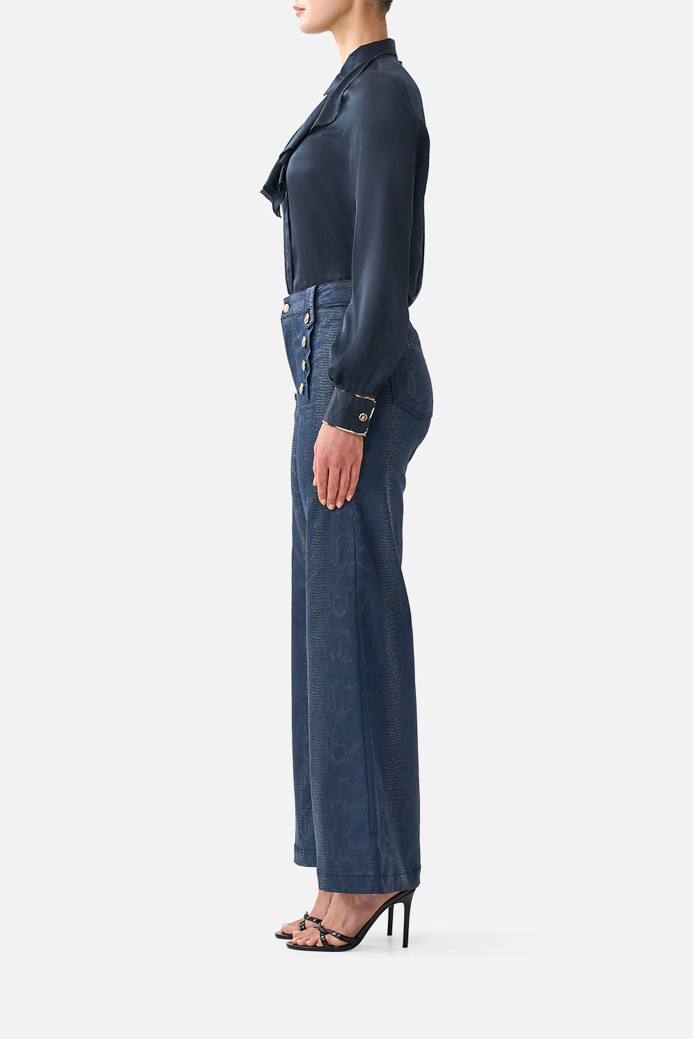 AMANDA FLARE JEAN WITH HARDWARE DETAIL DENIM
