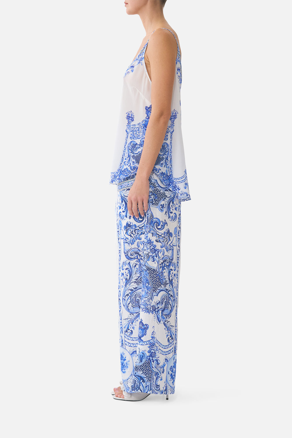 The CAMILLA SHORT DRESS WITH SHIRRED WAIST ART FOR THE EMPRESS in our ART FOR THE EMPRESS print.
