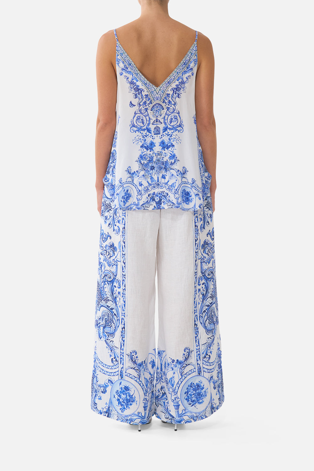 The CAMILLA SHIRT DRESS WITH BACK BUTTON DETAIL ART FOR THE EMPRESS in our  print.