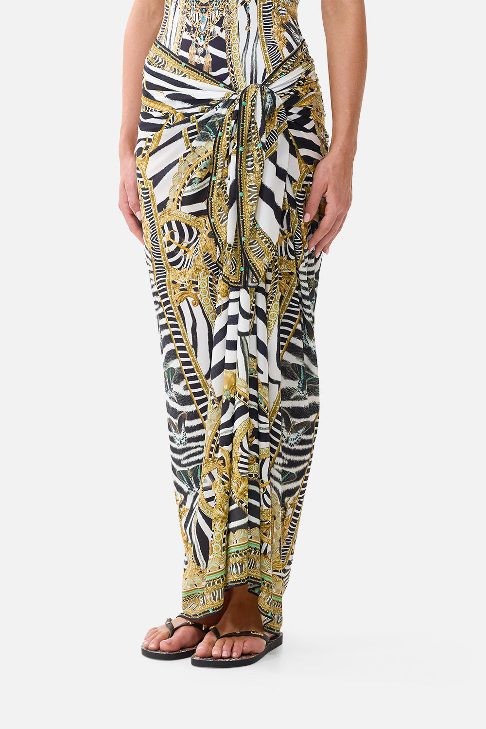 The CAMILLA Multi Wear Long Sarong in our Zig Zag Zoo print, detail view on model.