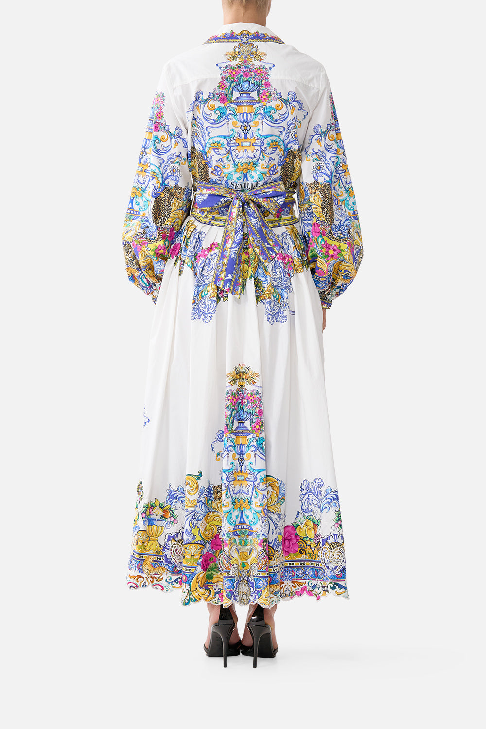 The CAMILLA TRENCH COAT LIFE’S RICH TAPESTRY in our  print.