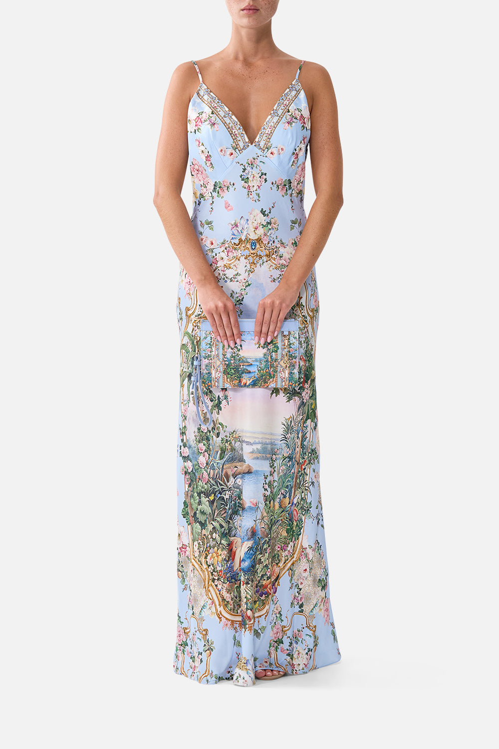 The CAMILLA CLUTCH WITH WRISTLET SISI SOCIETY
