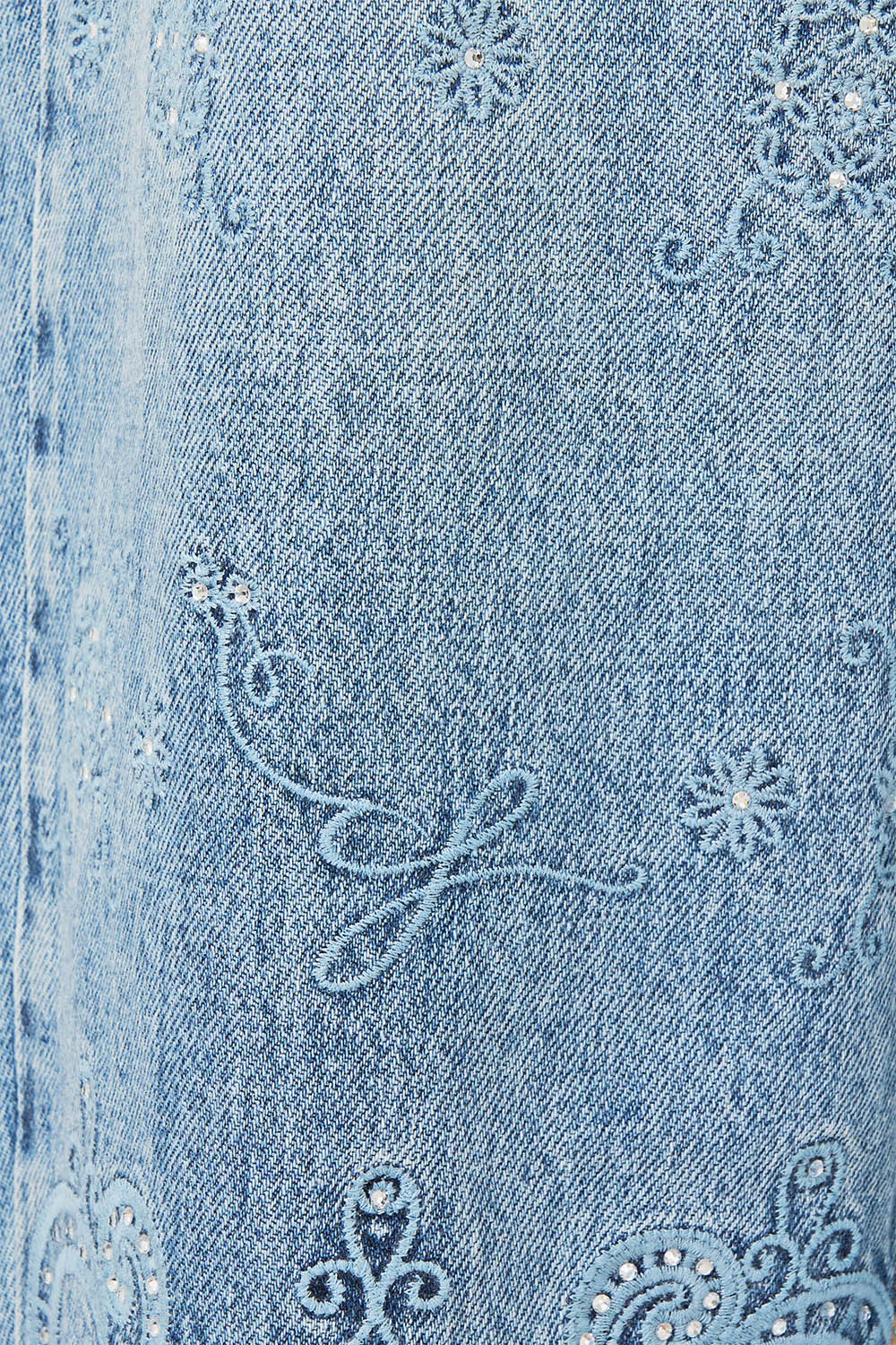 The CAMILLA Milla Girlfriend Jean Denim in our Denim print.