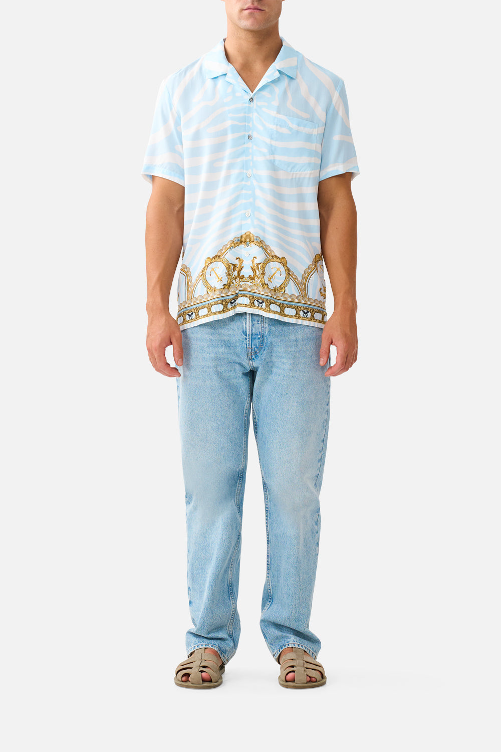 The Short Sleeve Camp Collared Shirt in print Spirit Of Stripes