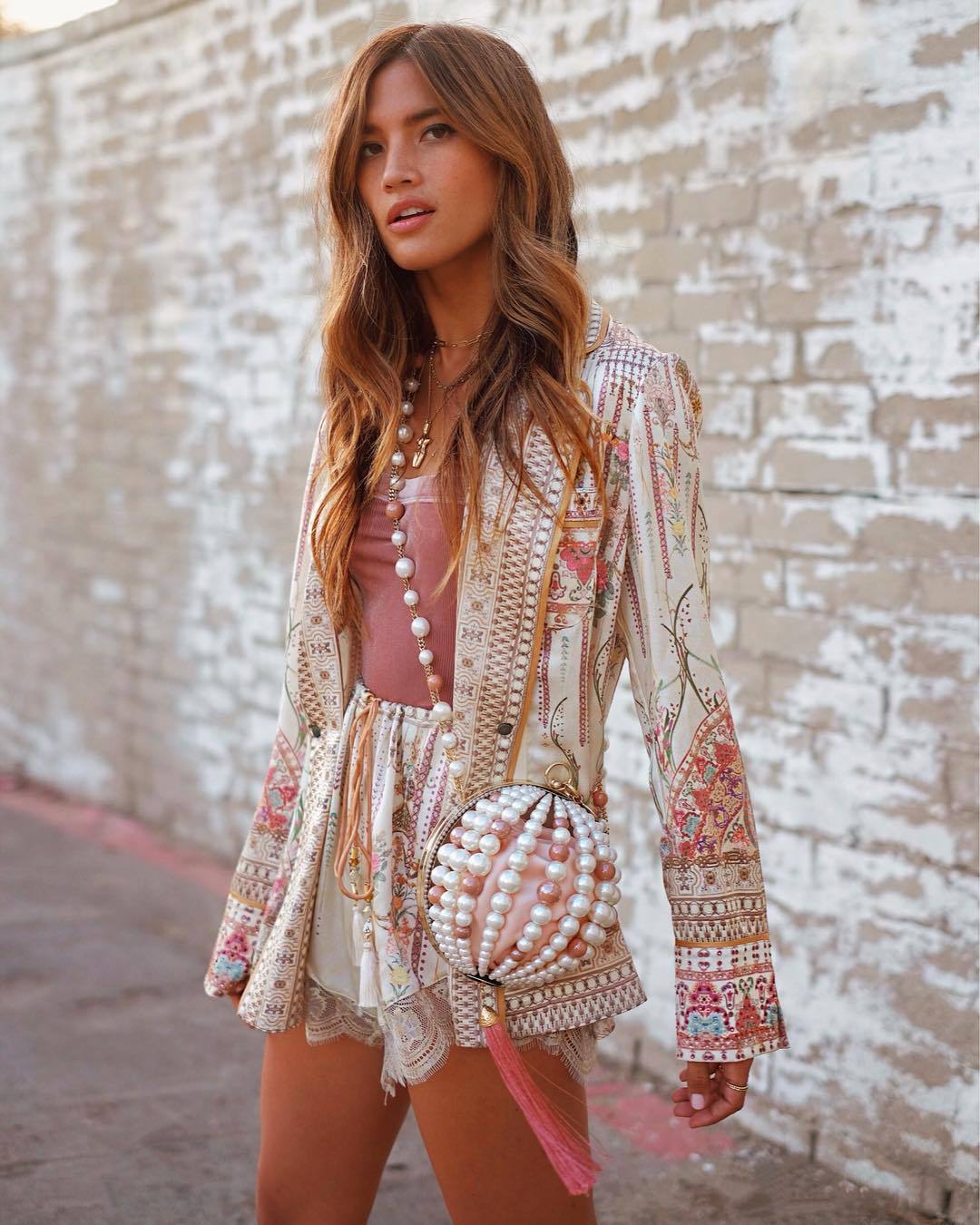 LOOSE LACE HEM SHORT GOLDEN AGE