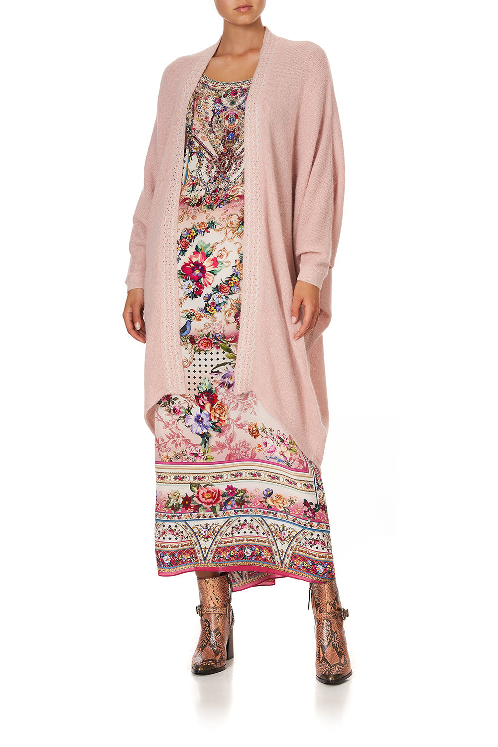 SOFT KNIT PONCHO WITH EMBROIDERY PINK ISTENANYA