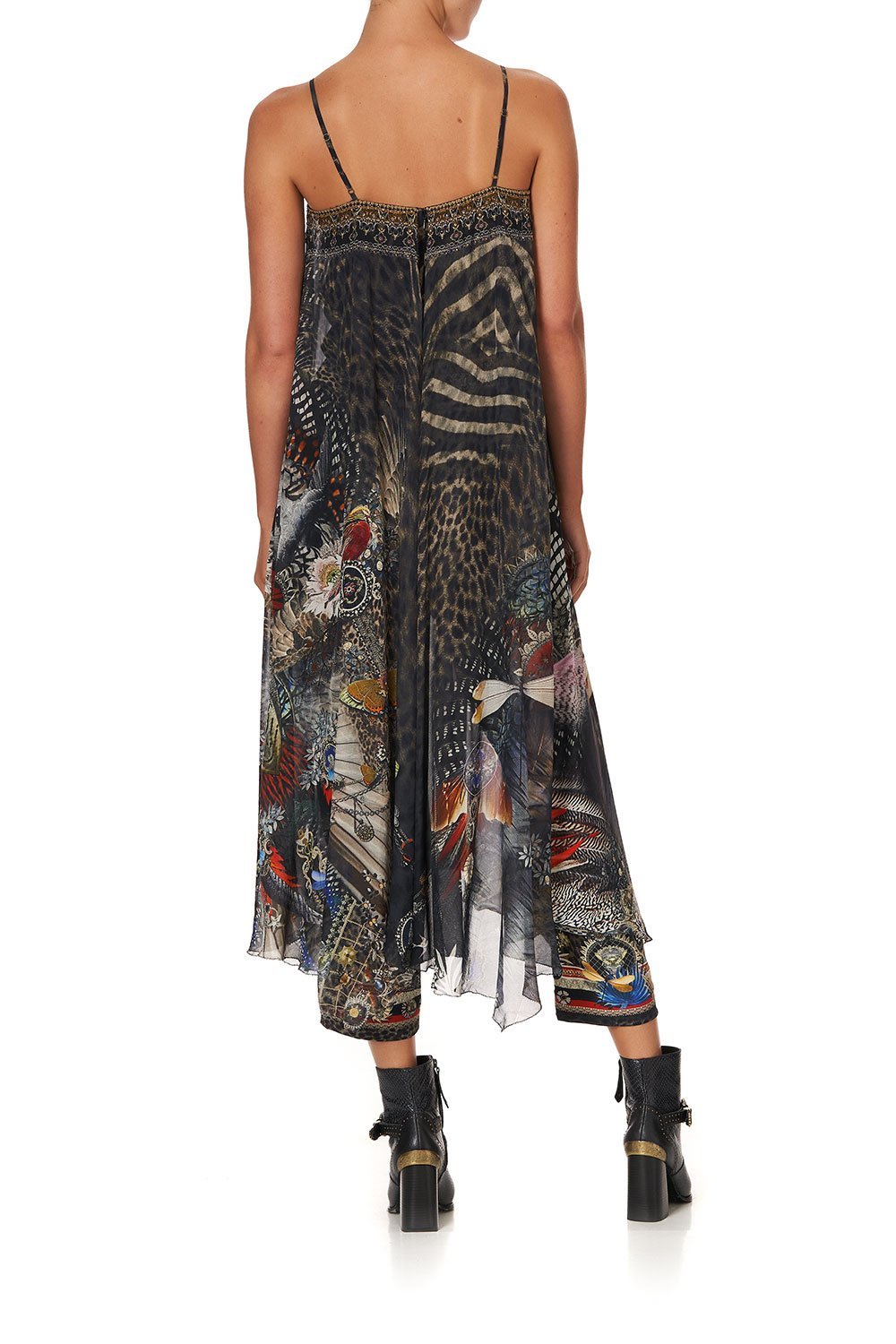 SHORT LAYERED DRESS TREASURE CHASER