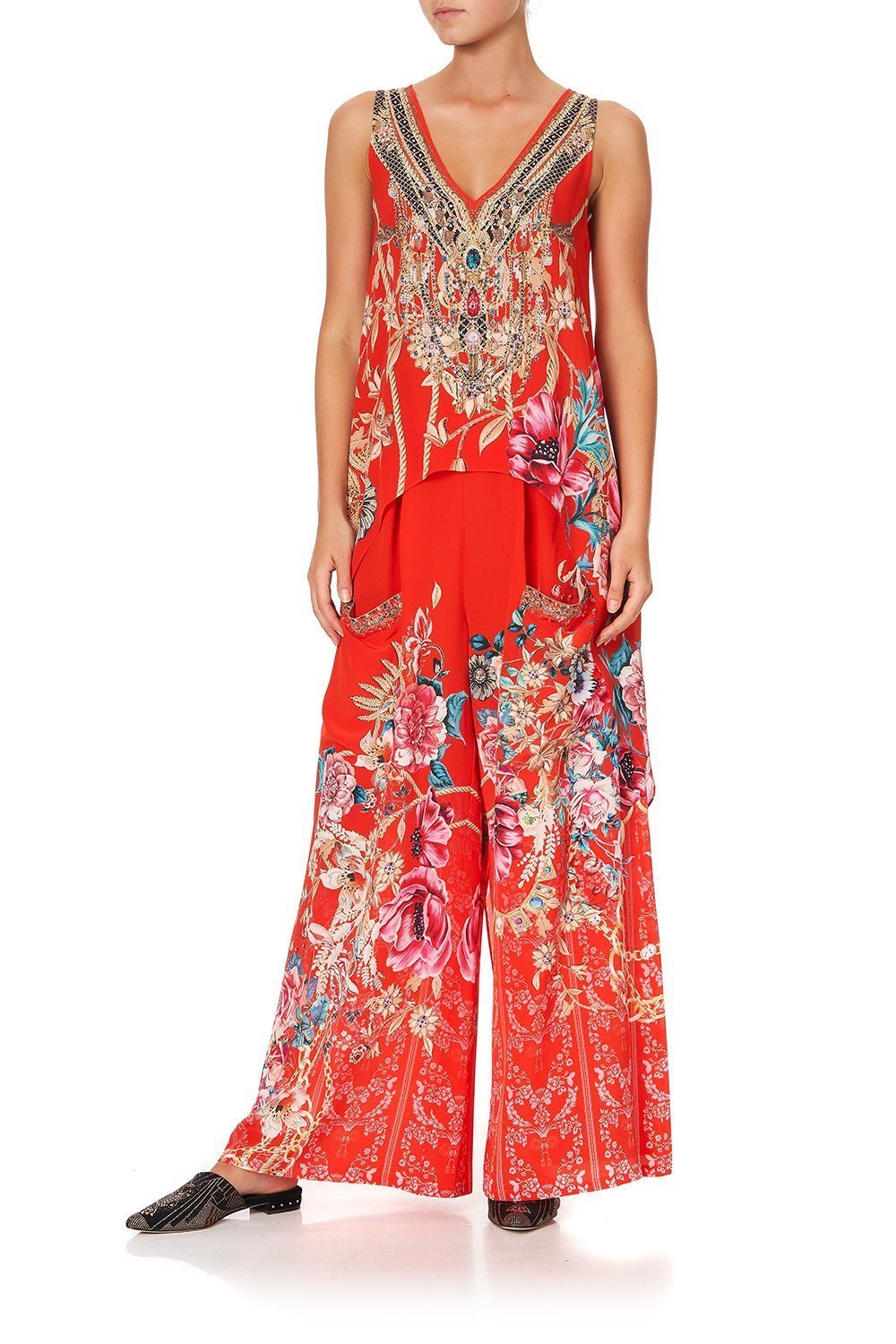 HIGH LOW CROSS OVERLAY TOP AND THE QUEEN WORE RED