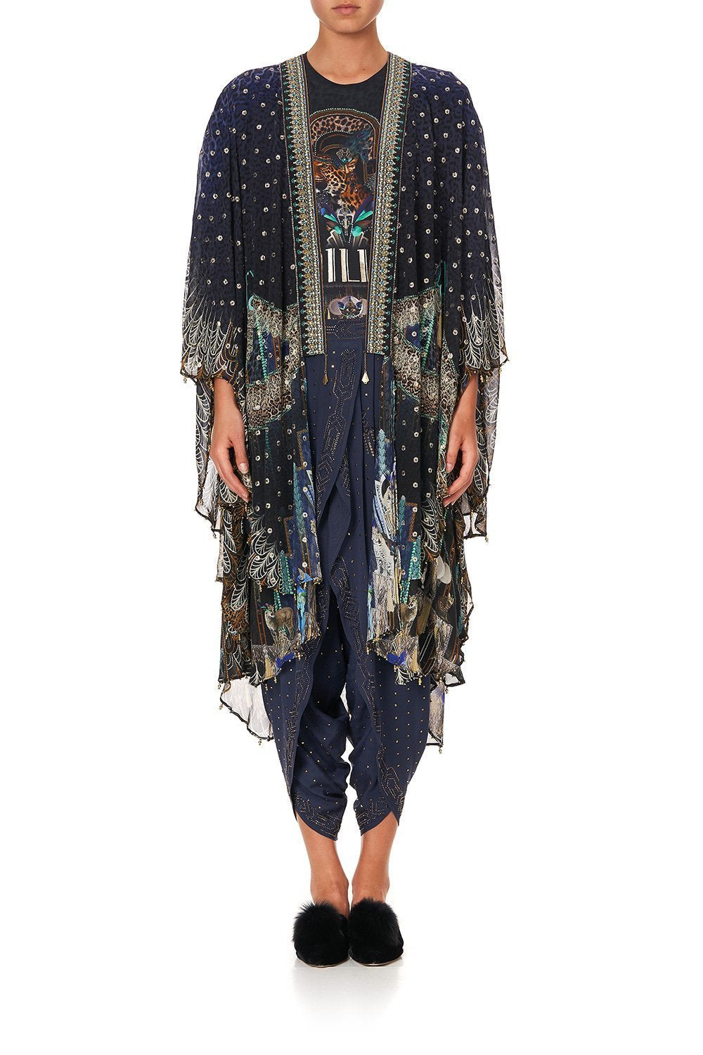 SCALLOPED EDGE LAYER DRIPPING IN DECO