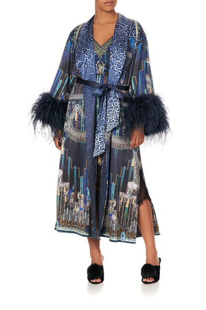 LONG ROBE WITH FLARED SLEEVE DRIPPING IN DECO