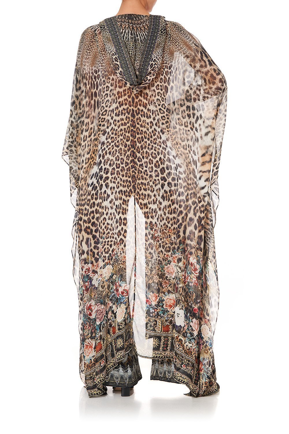 OVERSIZED ROBE CALL OF THE CATHEDRAL