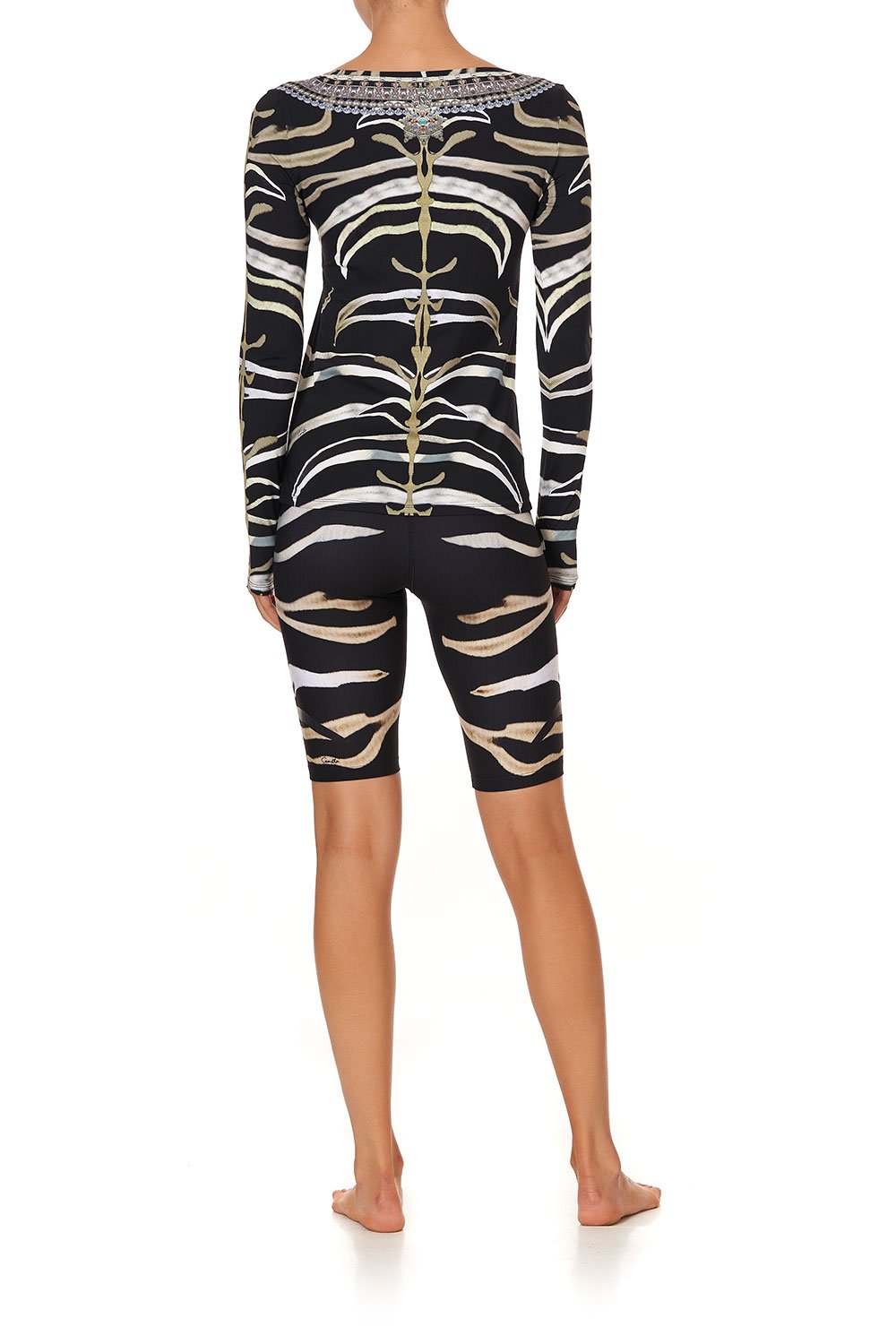 LONG SLEEVE TOP WITH THUMBHOLE ZEBRA CROSSING