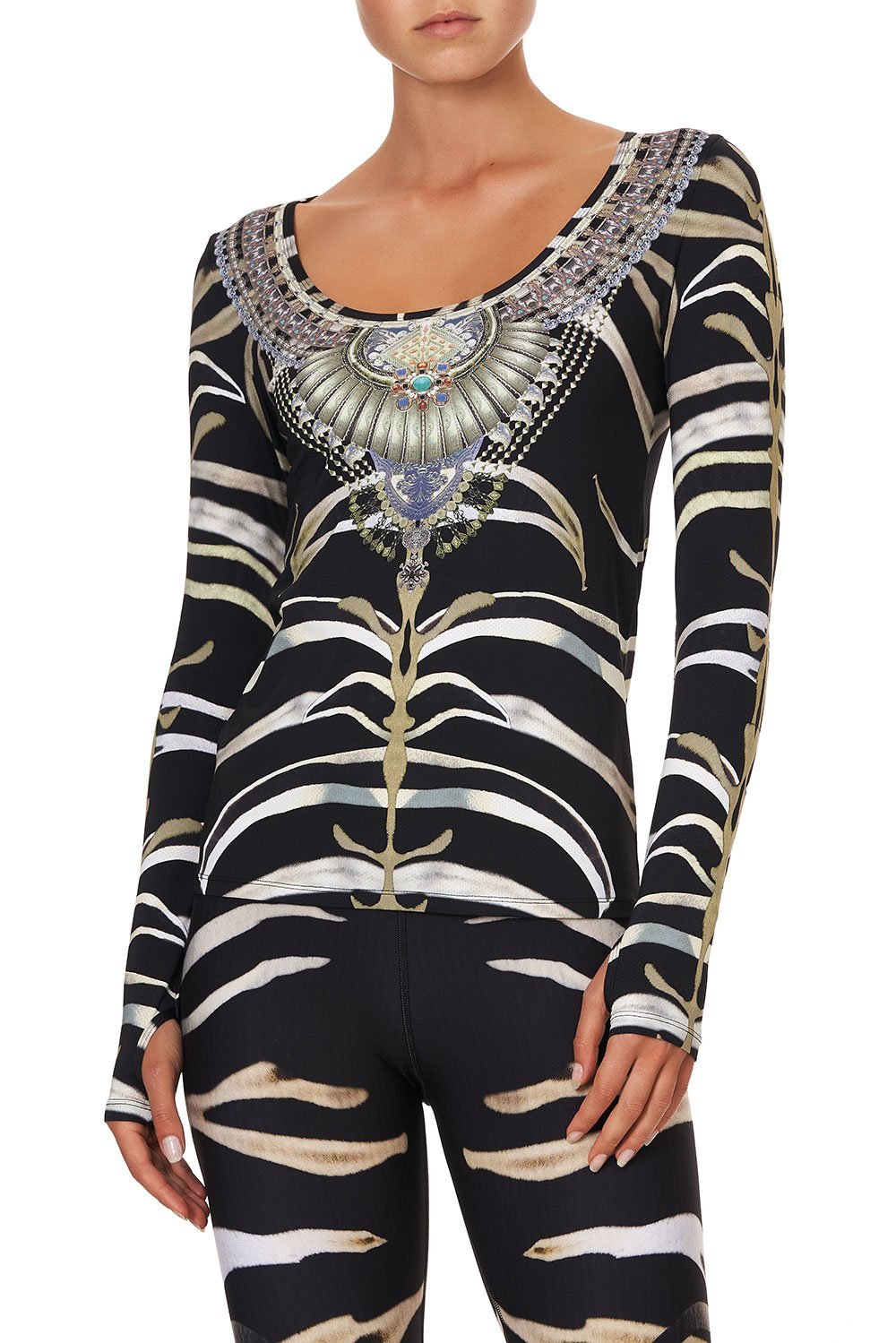 LONG SLEEVE TOP WITH THUMBHOLE ZEBRA CROSSING