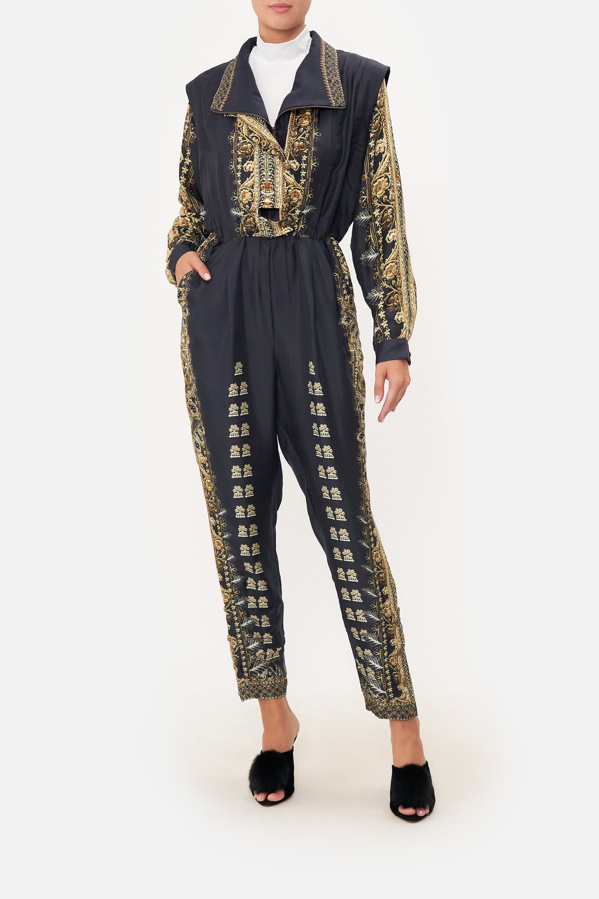 SHELL SUIT WITH REMOVABLE SLEEVE ITS ALL OVER TORERO