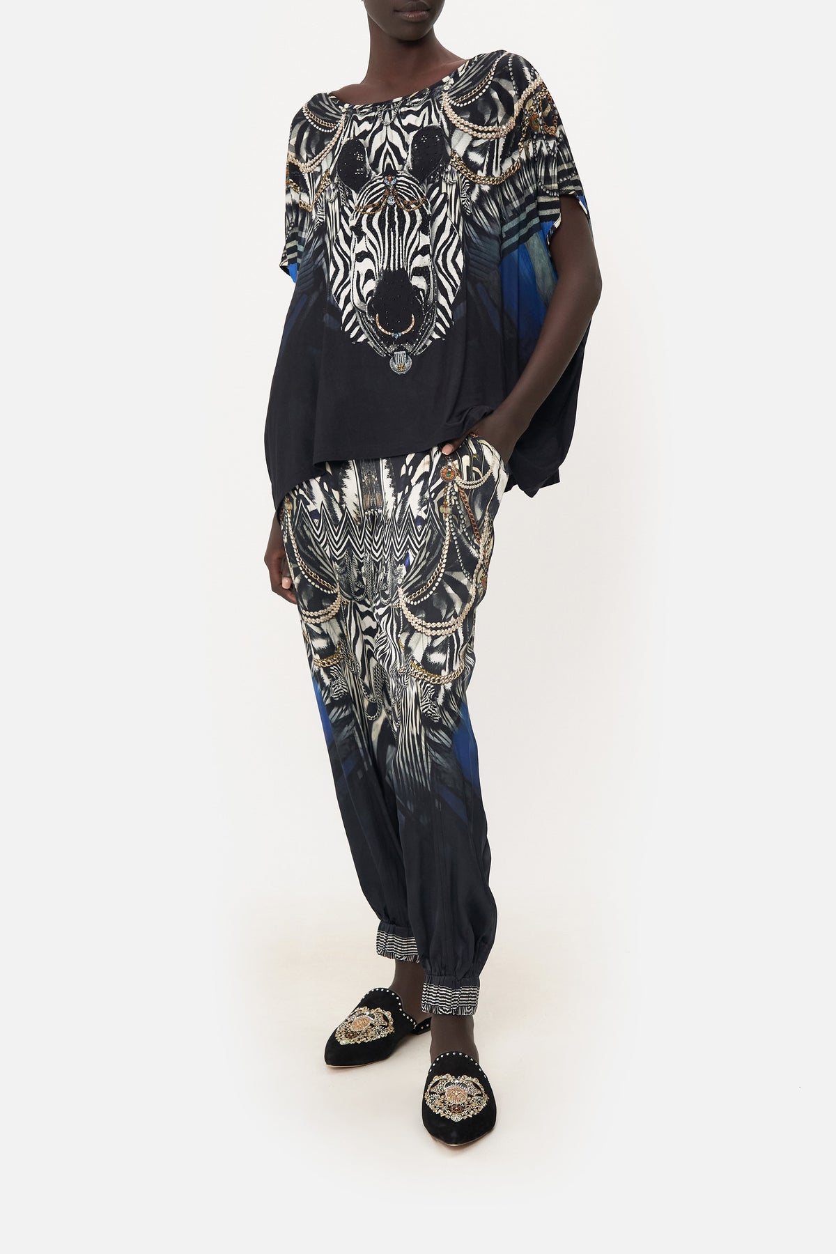 LOOSE FIT ROUND NECK TEE KNIGHT OF THE WILD