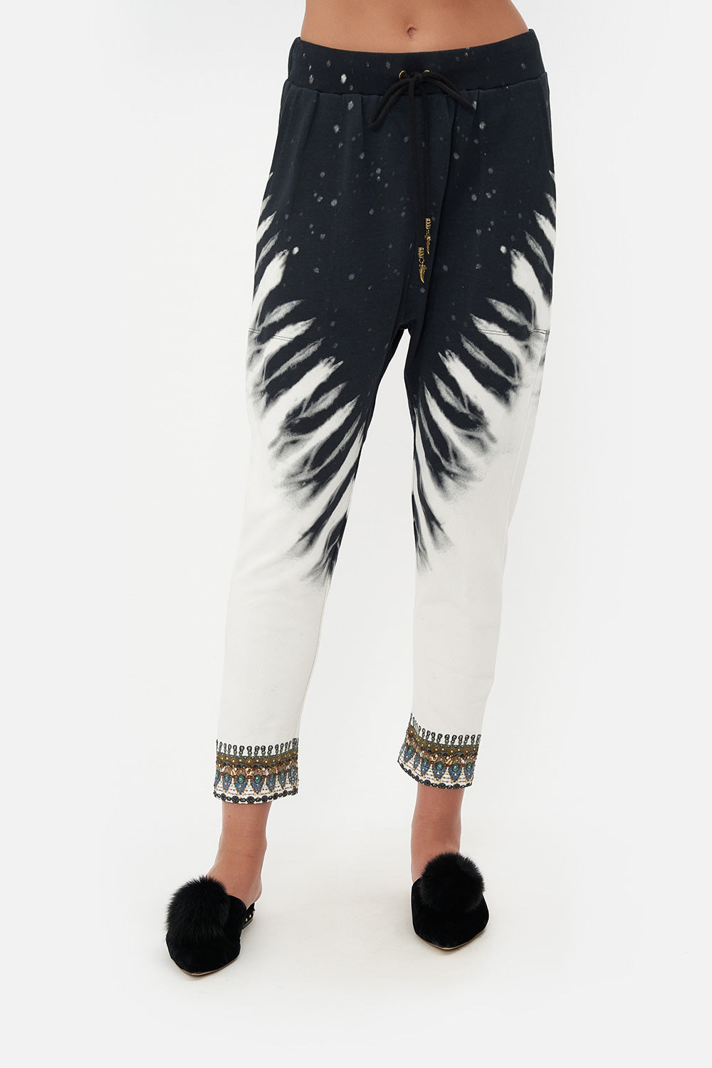 RIB WAIST RELAXED PANT CALL OF THE FALCON