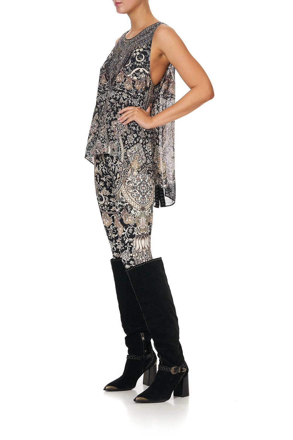 BUTTON BACK TOP DUST HER OFF