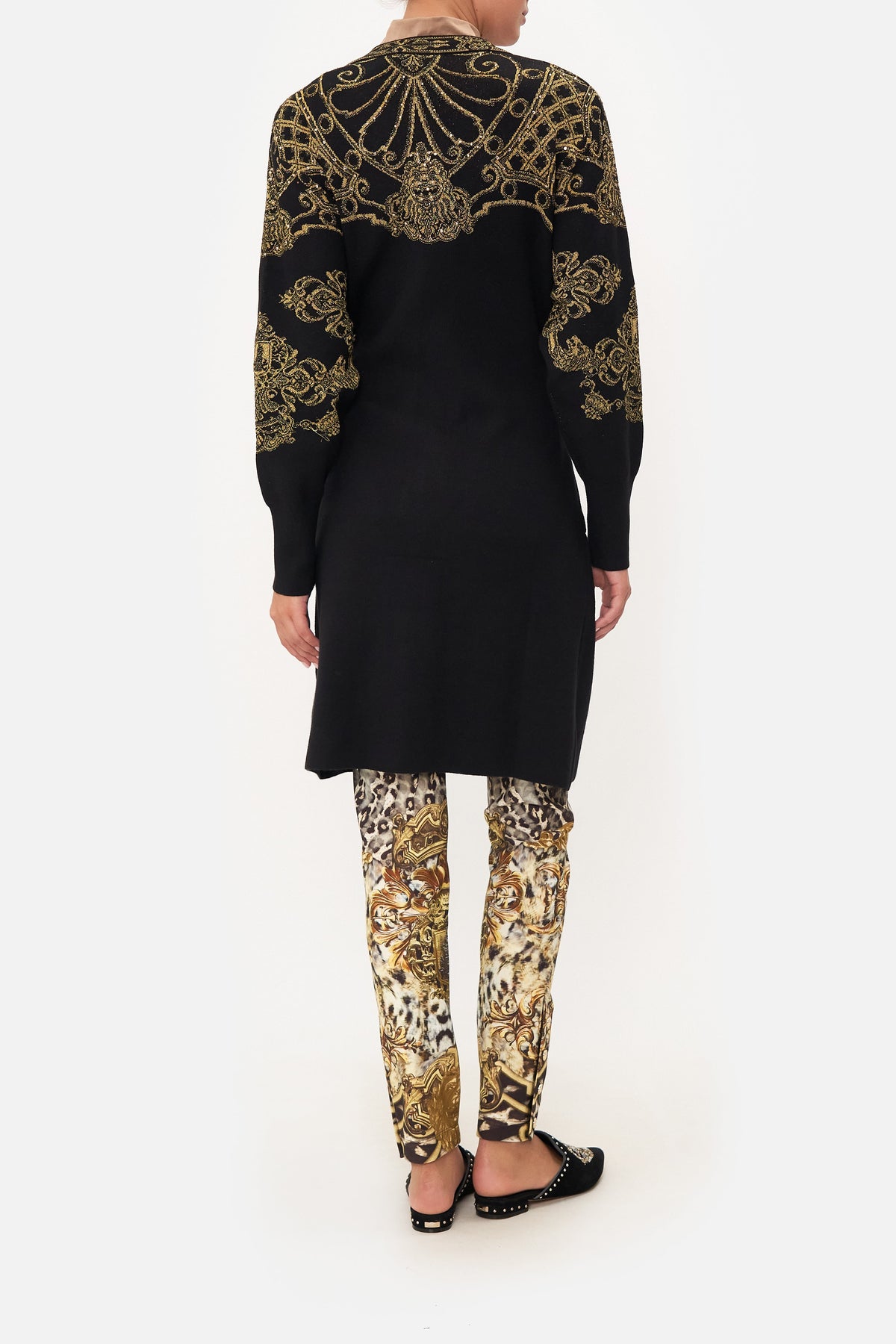 KNIT LAYER SHADOWS OF ARMADA