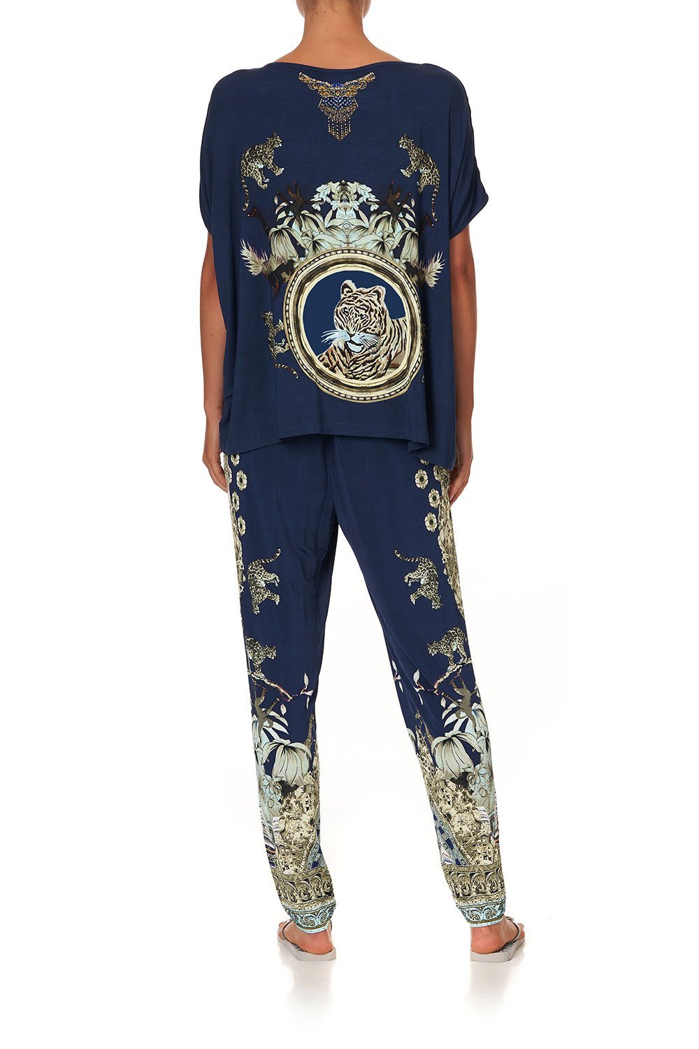 LOOSE FIT ROUND NECK TEE A LITTLE PAST TWILIGHT