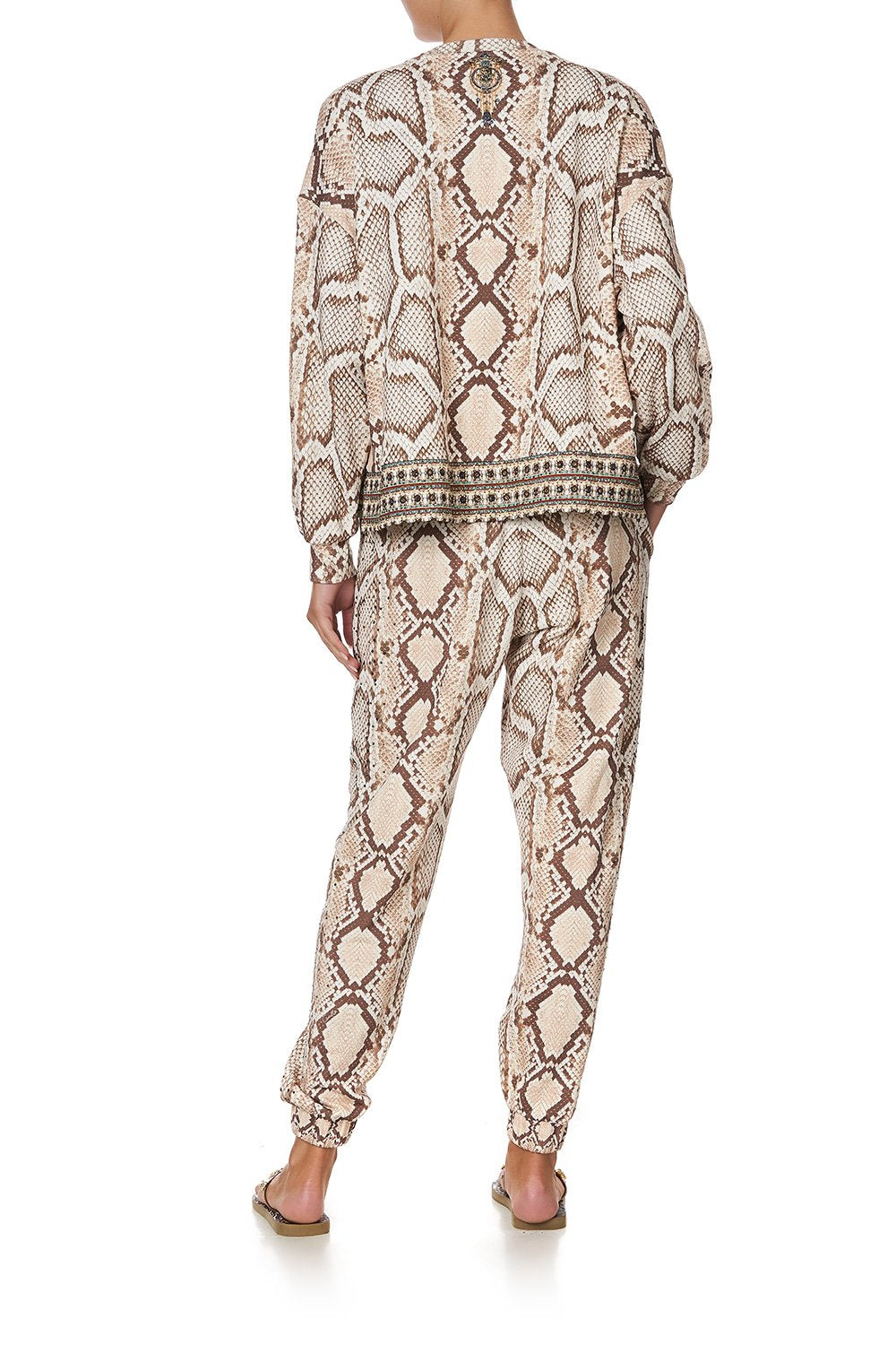 SHORT RELAXED SWEATER GAZE OF MEDUSA