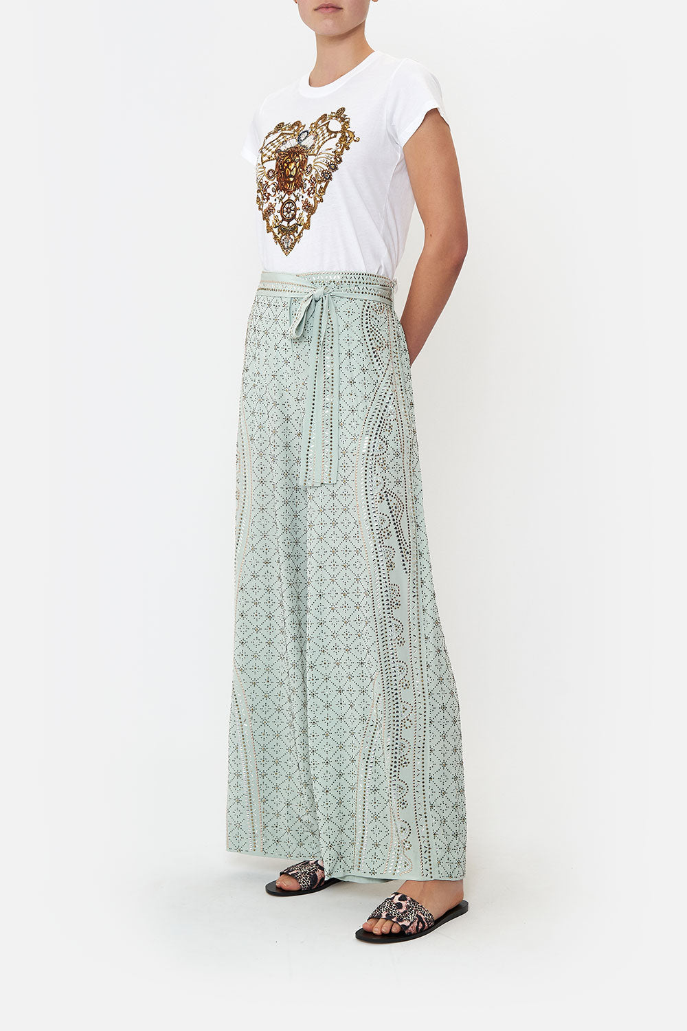 SLIM FIT  ROUND NECK T-SHIRT SHADOWS OF ARMADA