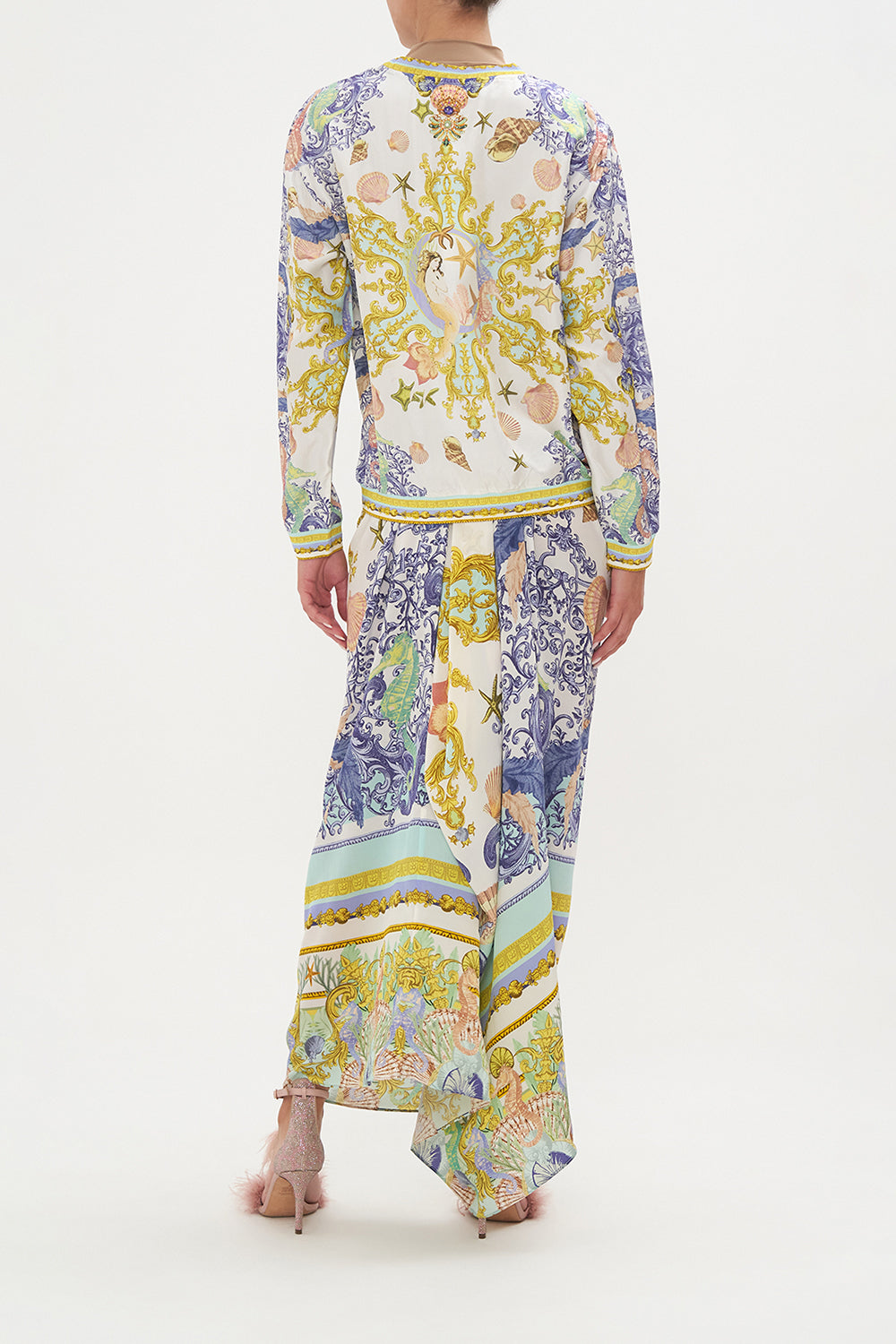 SWEATER STYLE TOP STAR OF THE SEA