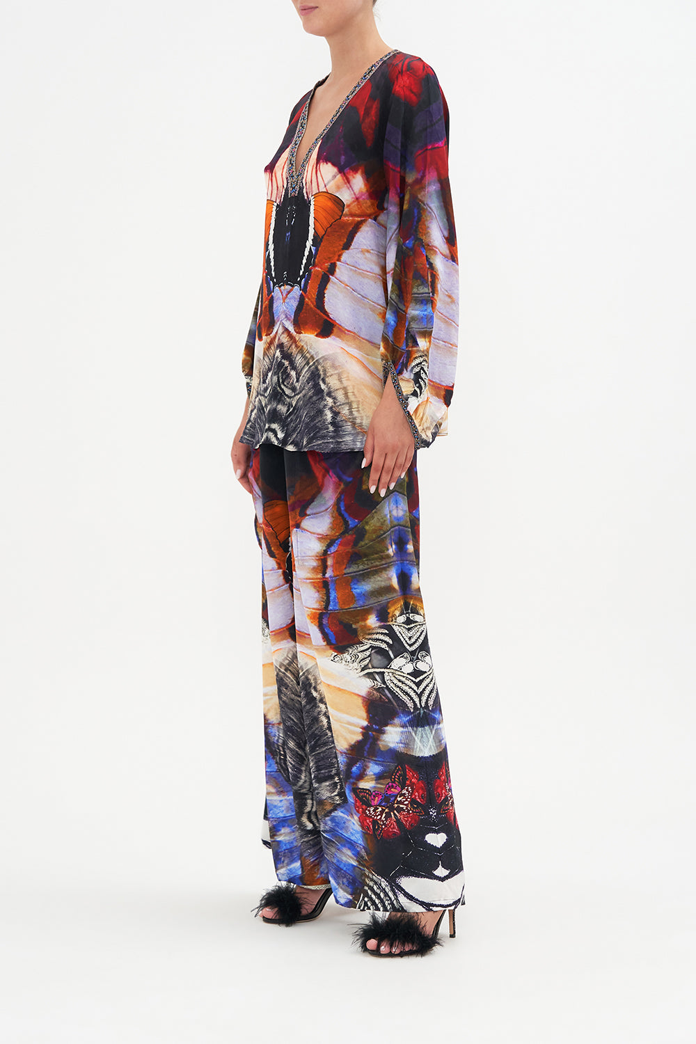 PANEL SLEEVE BLOUSE WINGS OF MARIPOSA