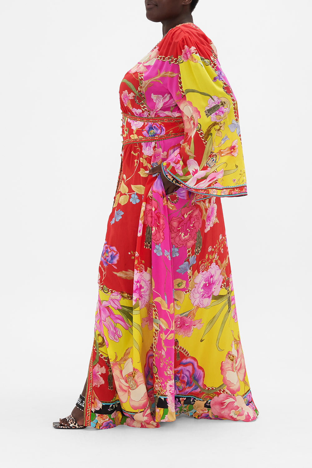 KIMONO SLEEVE DRESS WITH SHIRRING DETAIL THE BEETLES