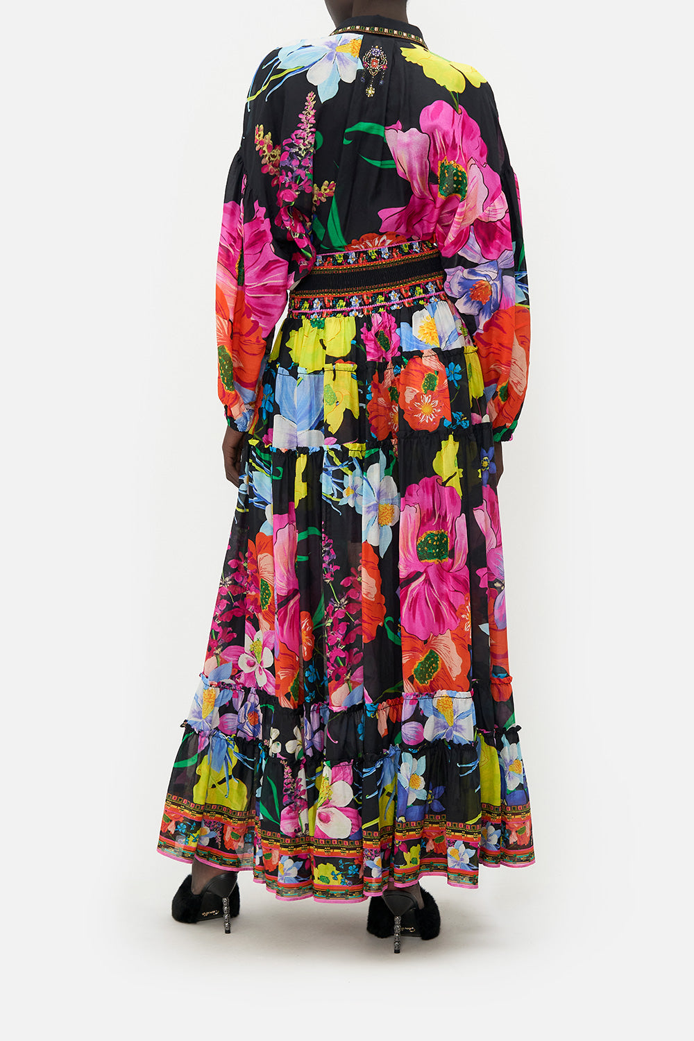 OVERSIZED ROBE AWAY WITH THE FAIRIES