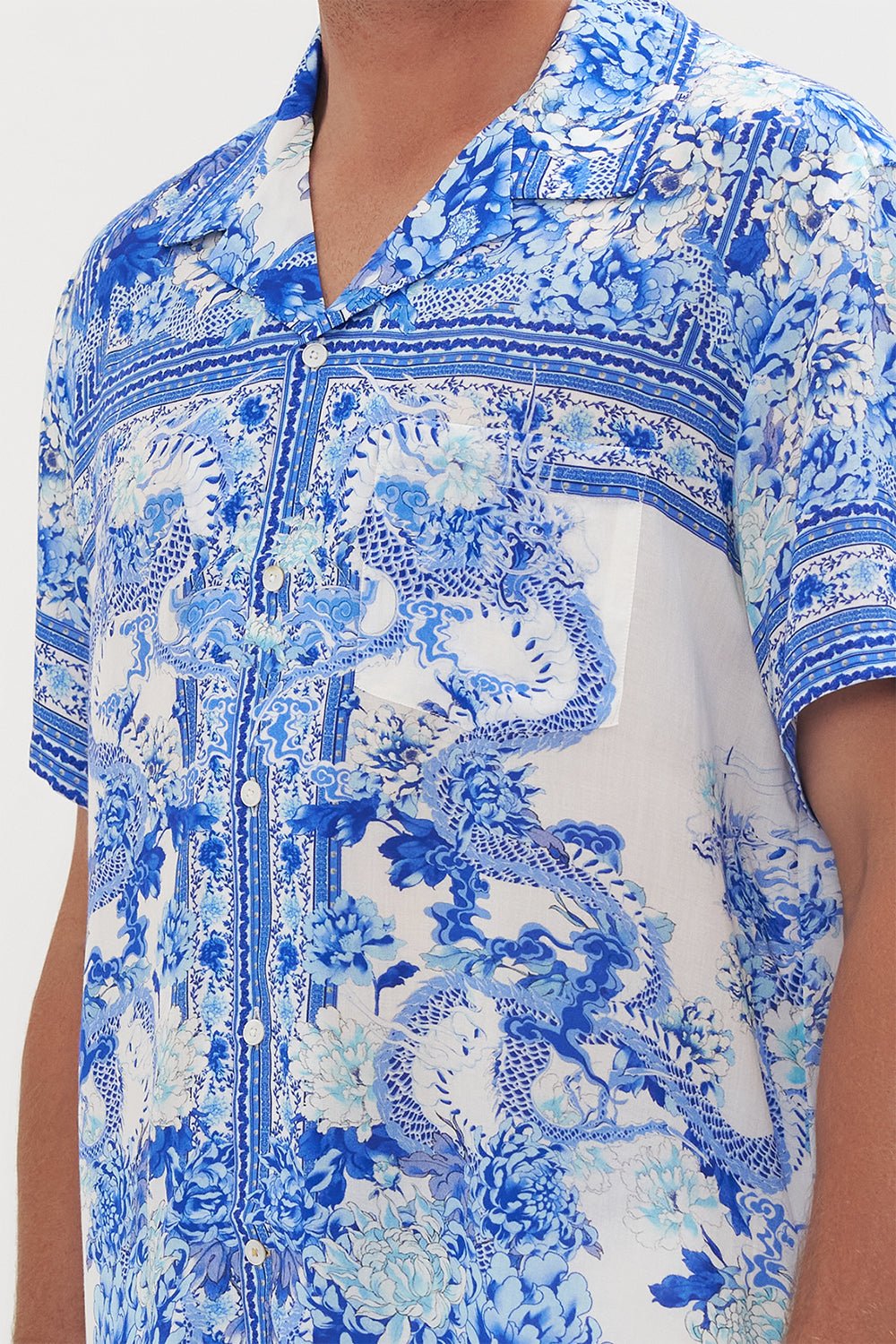 SHORT SLEEVE CAMP COLLARED SHIRT HEART OF A DRAGON