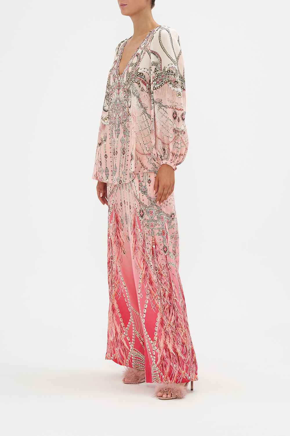 V NECK BLOUSON SLEEVE BLOUSE STARSHIP SISTAS