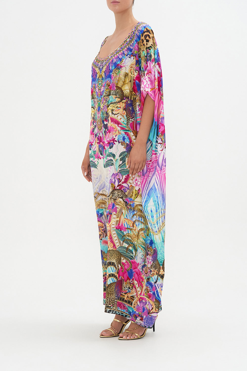 ROUND NECK KAFTAN MERRY GO ROUND