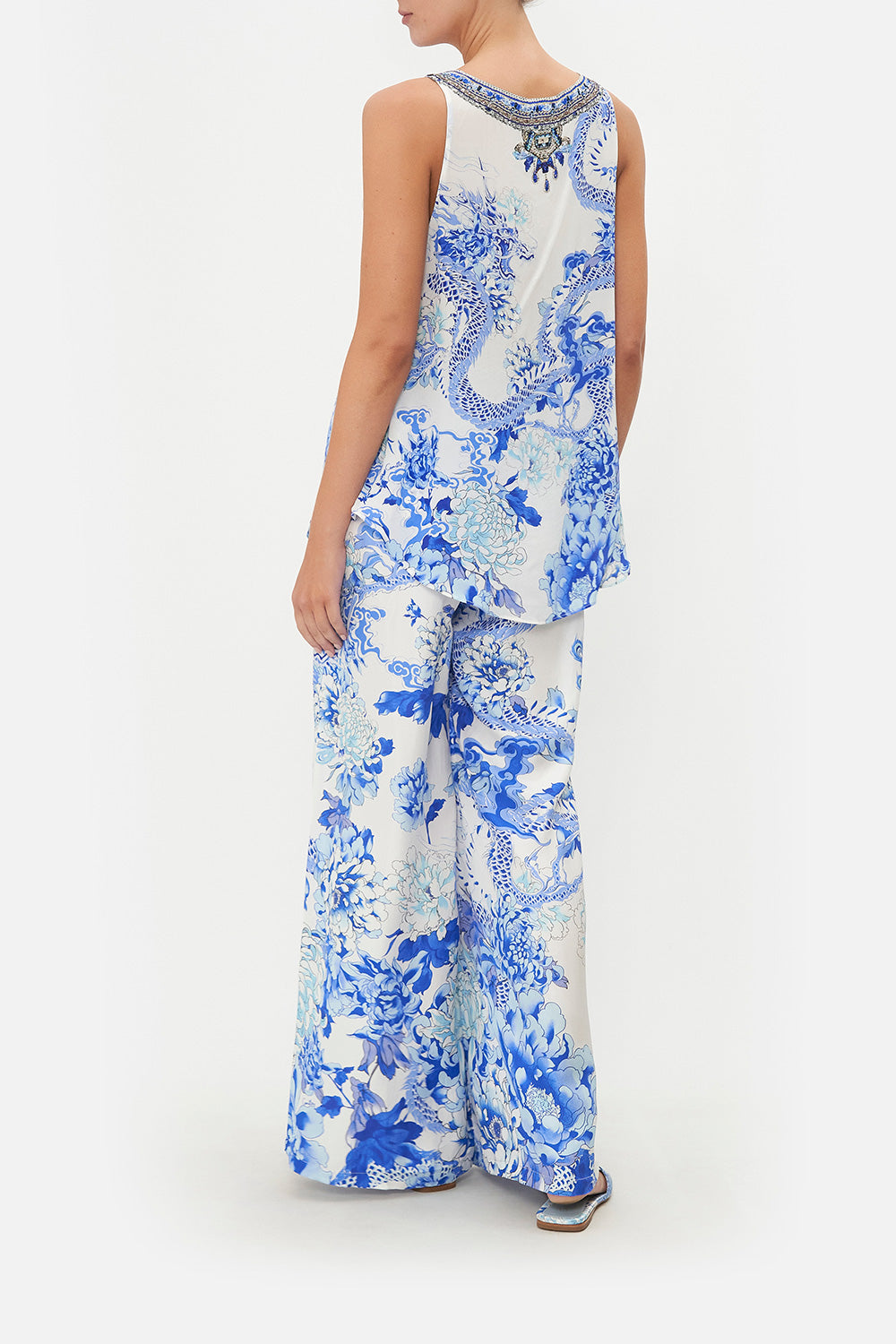 TANK TOP WITH STRAP BEAD DETAIL HEART OF A DRAGON