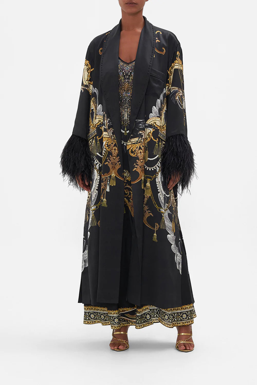 LONG ROBE WITH FLARED SLEEVE RAVIN RAVEN