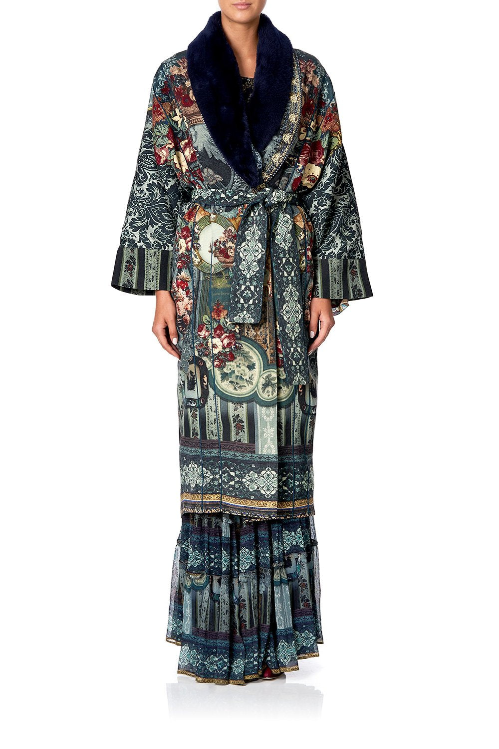 OPERA COAT HOTEL BOHEME