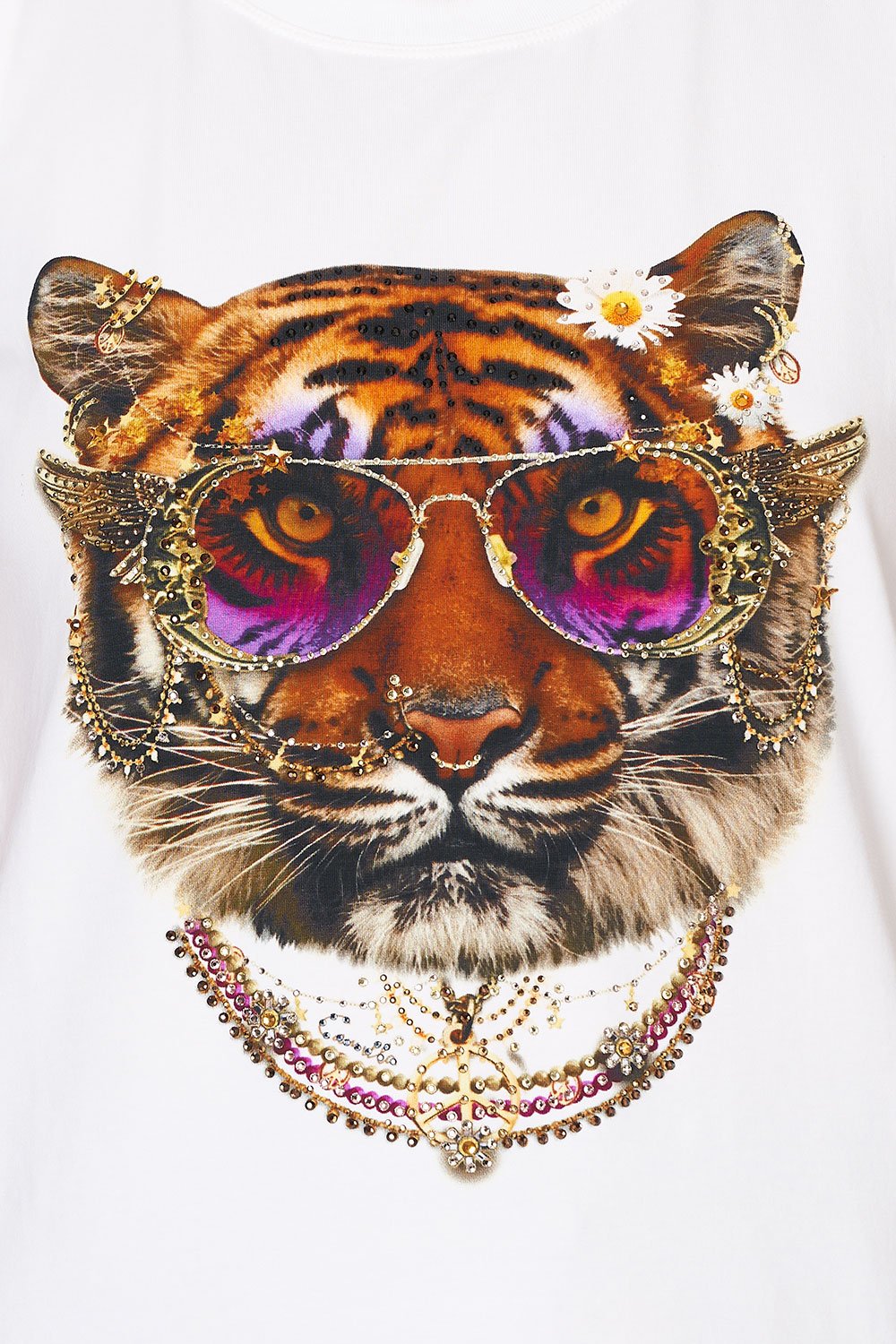 CURVED HEM FITTED TEE LOVE ON THE WING