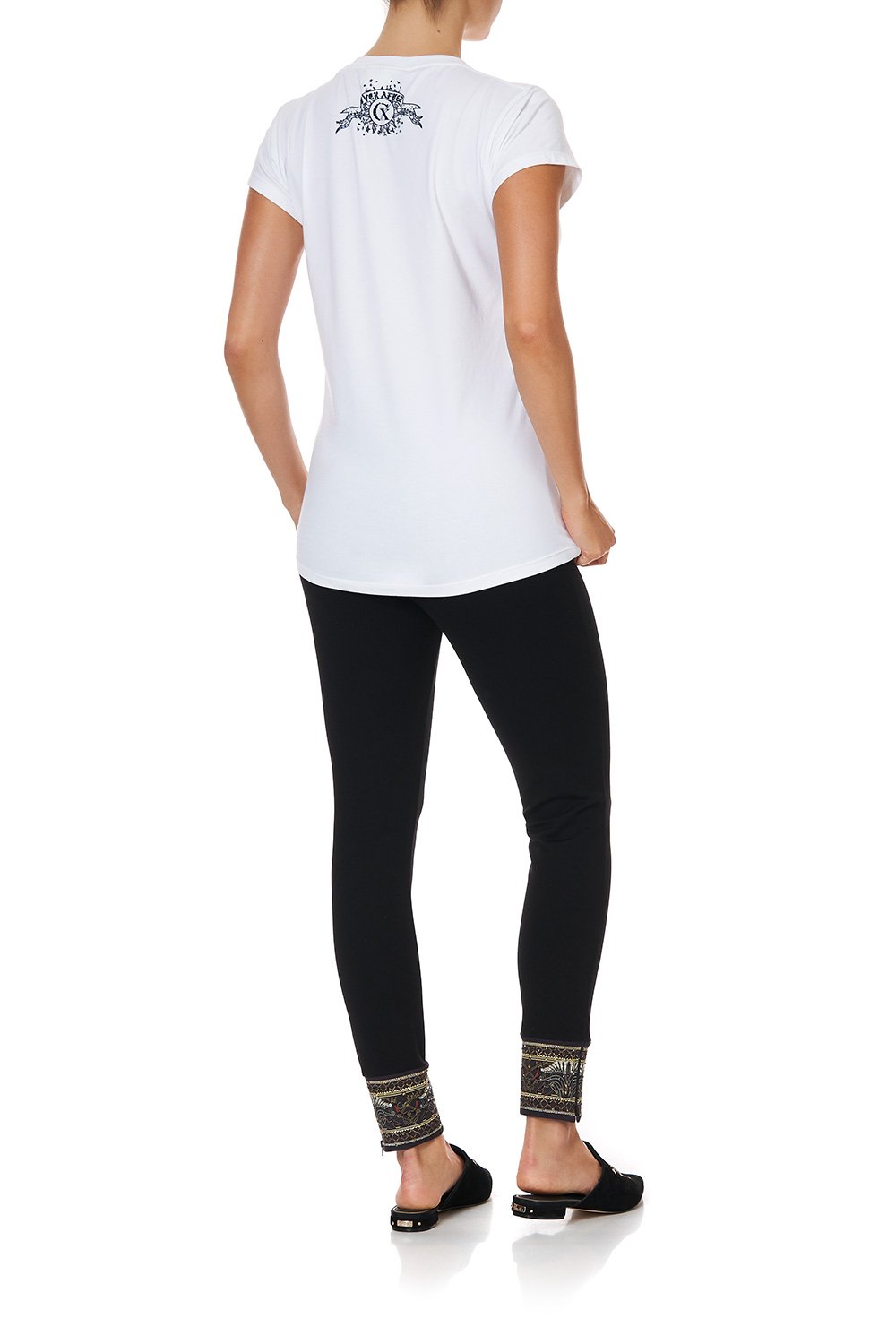 CURVED HEM FITTED TEE PISCES